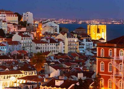 Lisboa por la noche y Show Fado con cena incluida – 4h
