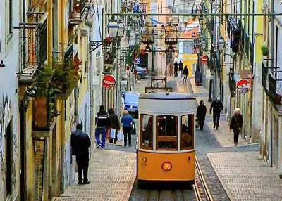 Recorrido a pie por Lisboa con tranvia incluido - 4h